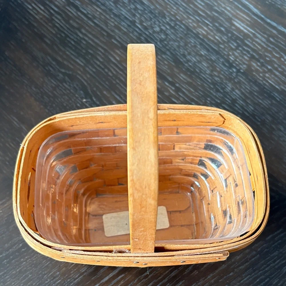 Longaberger Easter Basket‎ with Handle - great quality and timeless